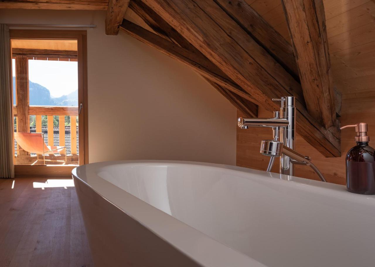 Casa Caminada Hotel Furstenaubruck Luaran gambar
