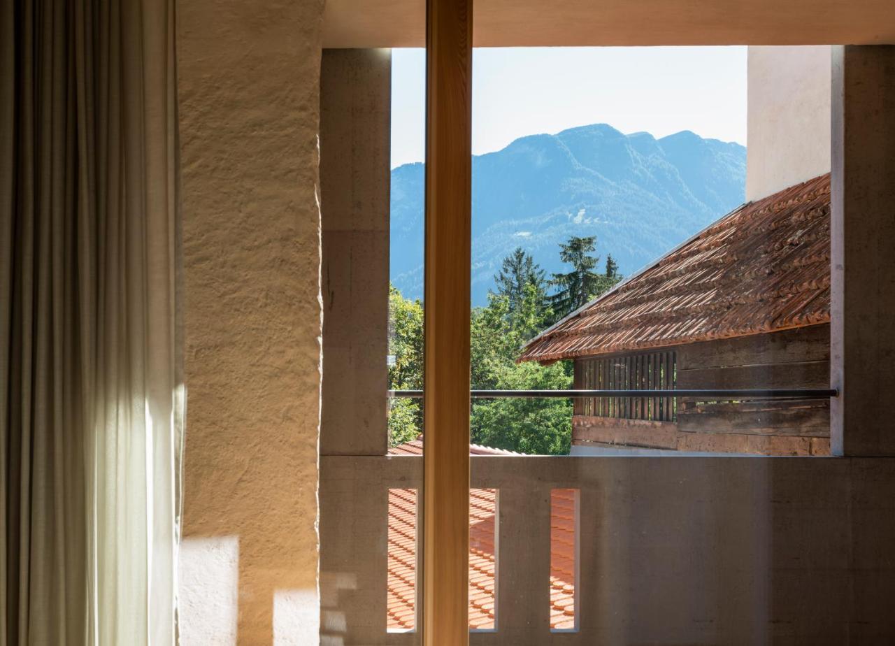 Casa Caminada Hotel Furstenaubruck Luaran gambar